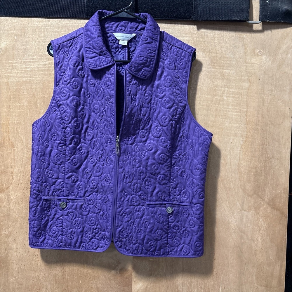 Christopher and Banks Purple Quilted Vest zip Front SZ Large‎